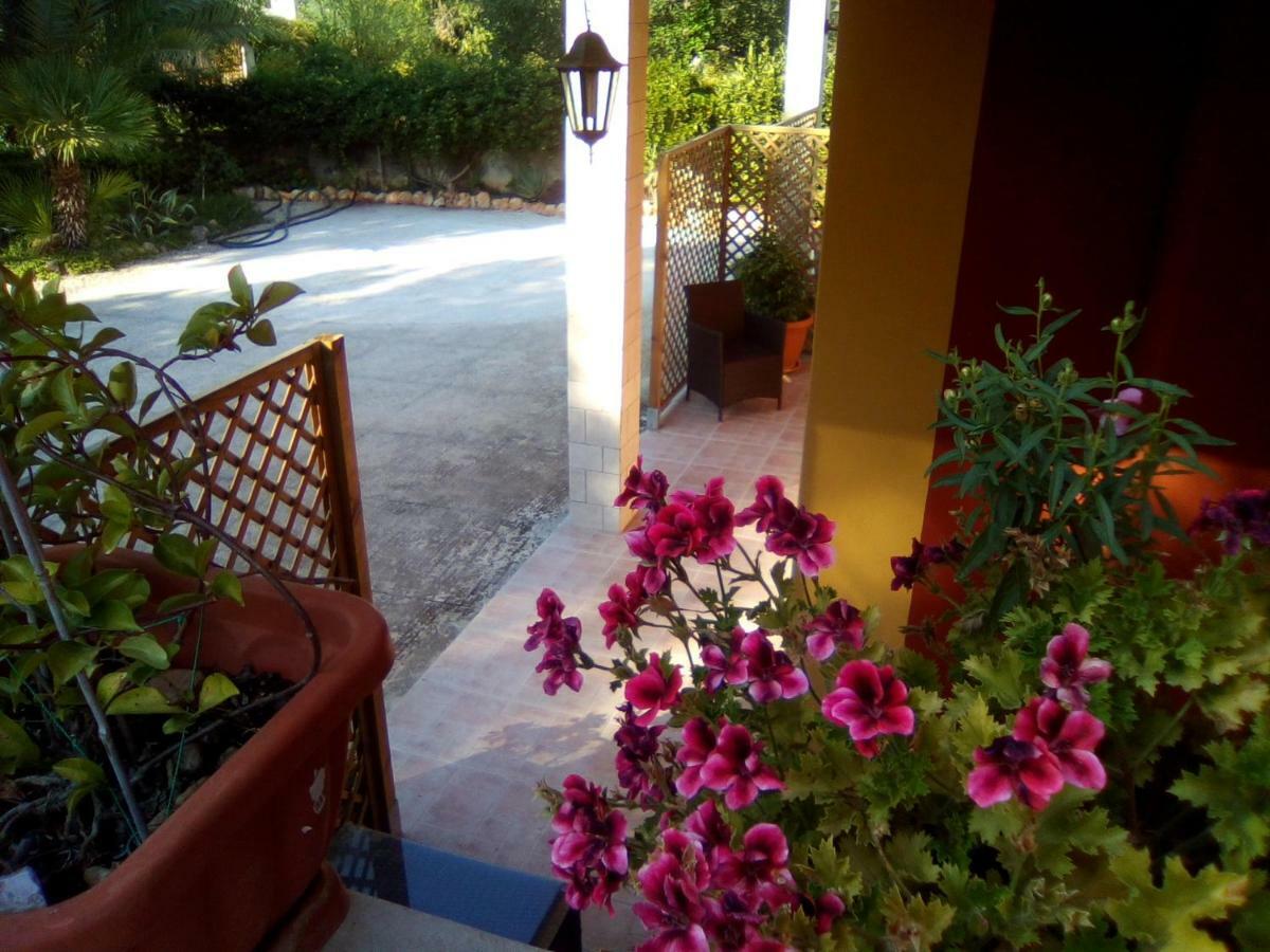 Casa Te La Bradamante Bed & Breakfast Magliano Exterior photo